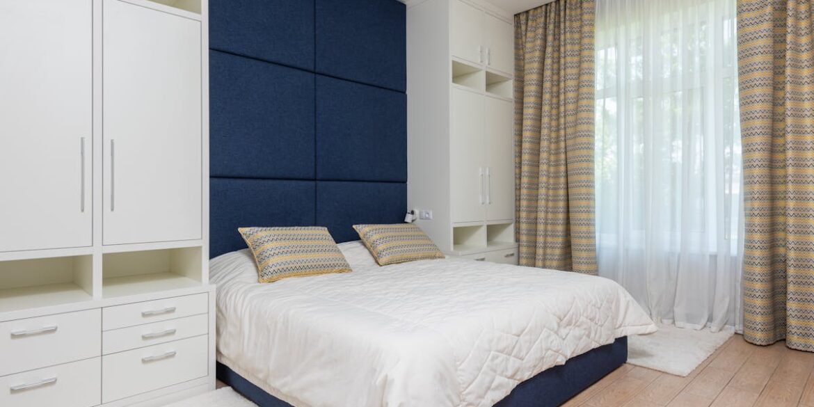 Tekstylna klimatyzacja pasywna: zasłony, wezgłowia i pufy z materiałami PCM, które stabilizują temperaturę bez hałasu i prądożernej klimatyzacji